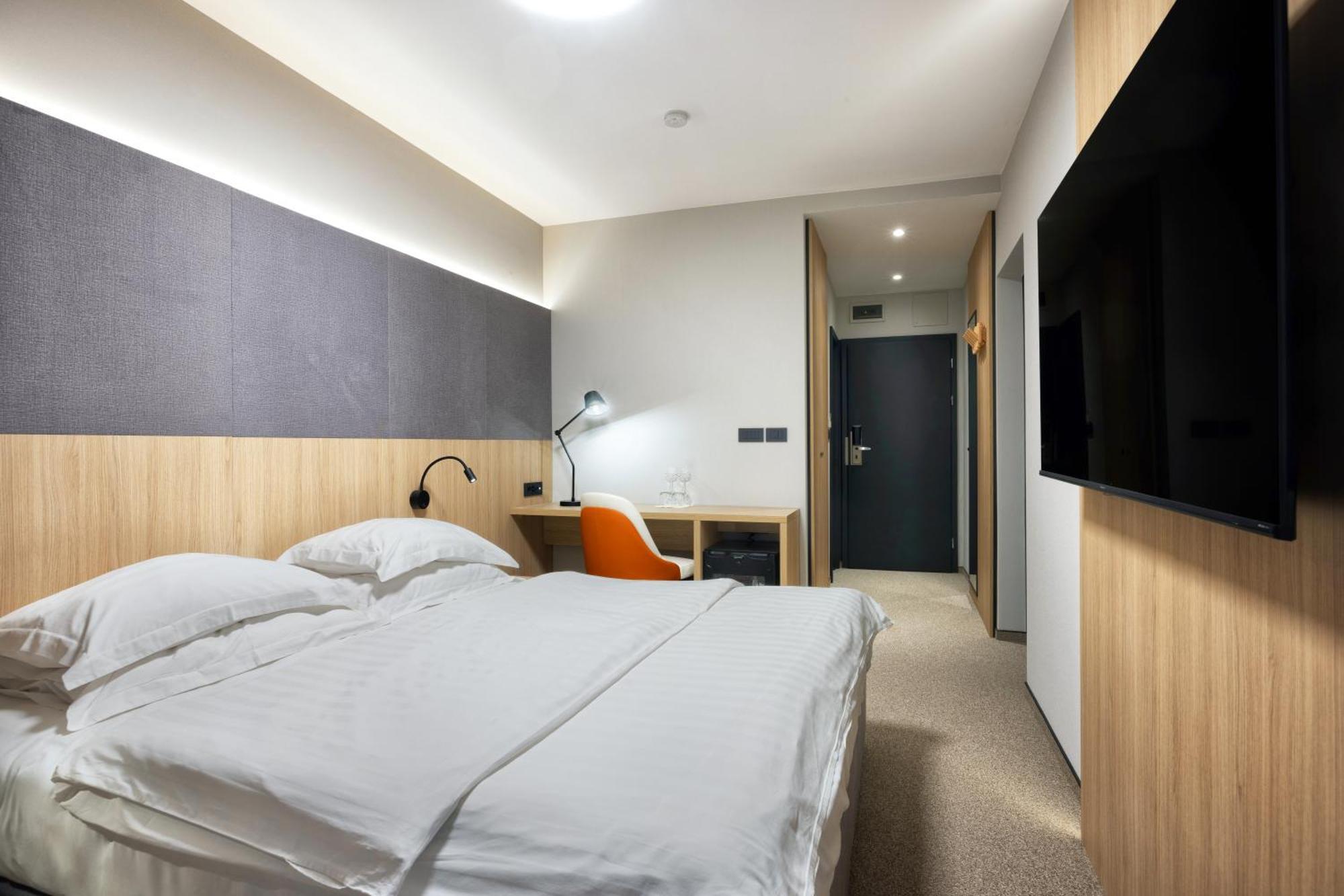 Hotel Kompas Μπλεντ Εξωτερικό φωτογραφία