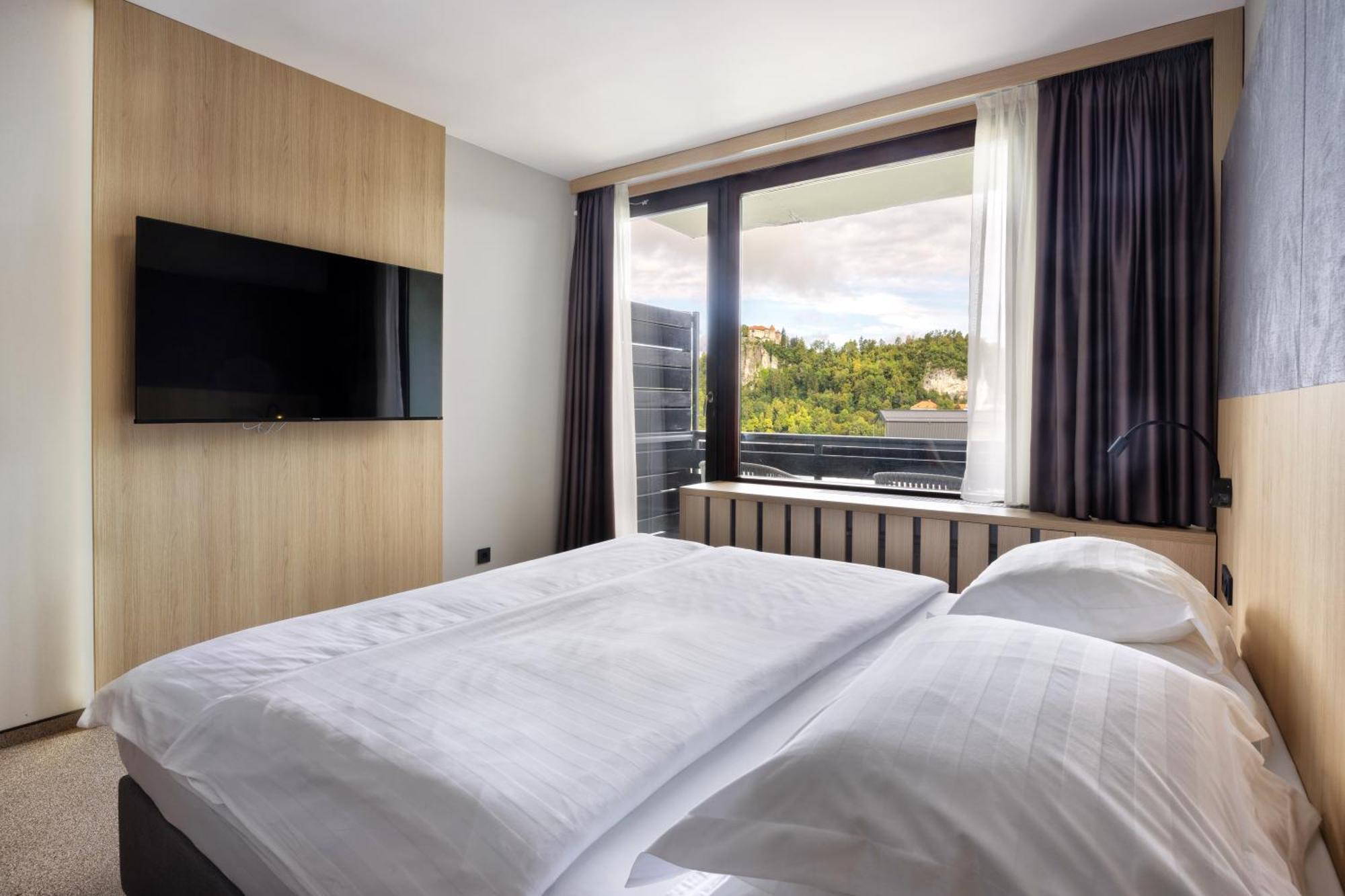 Hotel Kompas Μπλεντ Εξωτερικό φωτογραφία